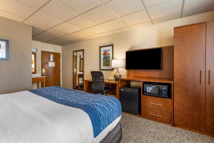 שלבי Comfort Inn & Suites Gateway To Glacier National Park חדר תמונה