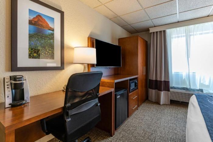 שלבי Comfort Inn & Suites Gateway To Glacier National Park חדר תמונה