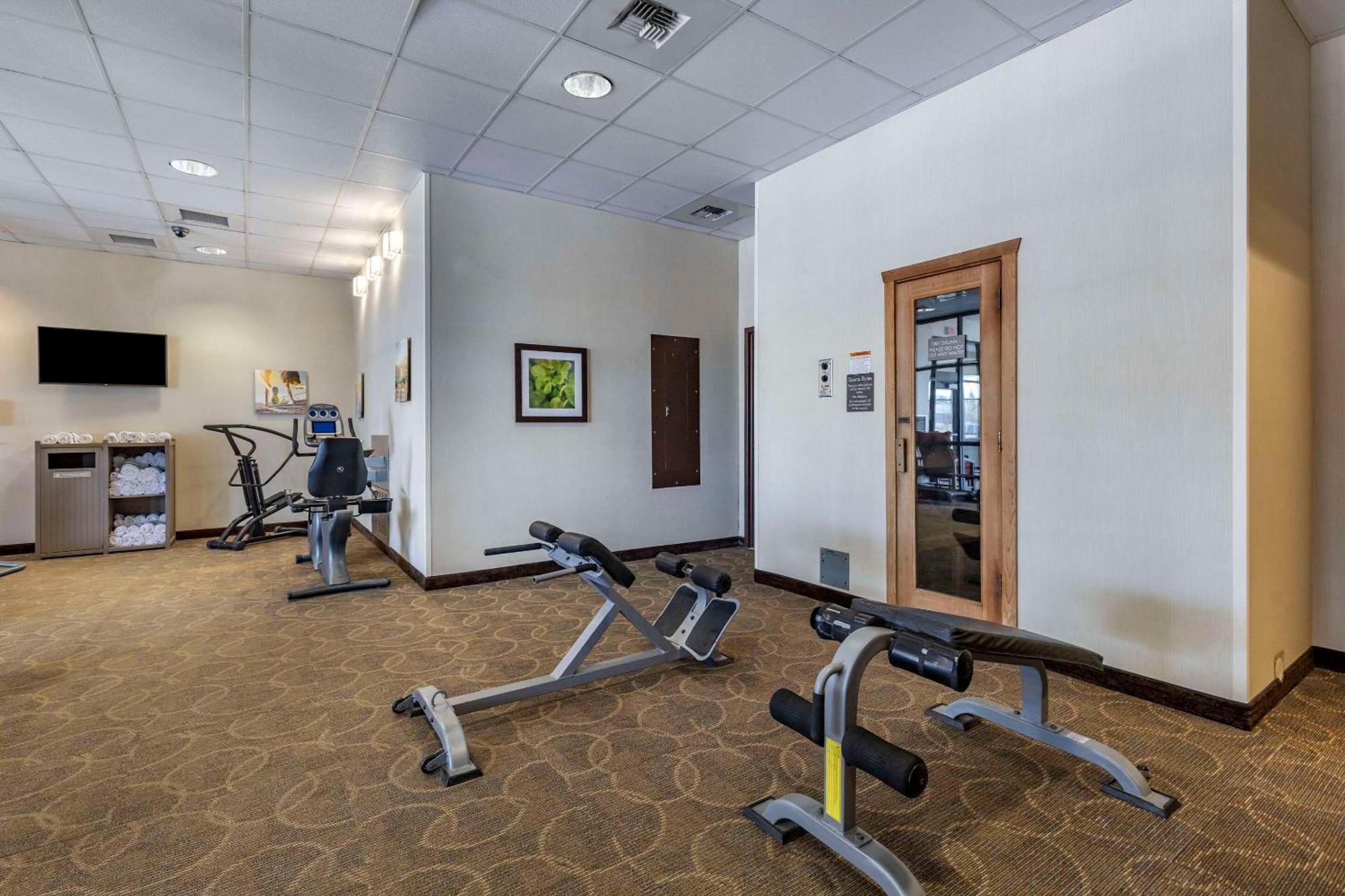 שלבי Comfort Inn & Suites Gateway To Glacier National Park מראה חיצוני תמונה