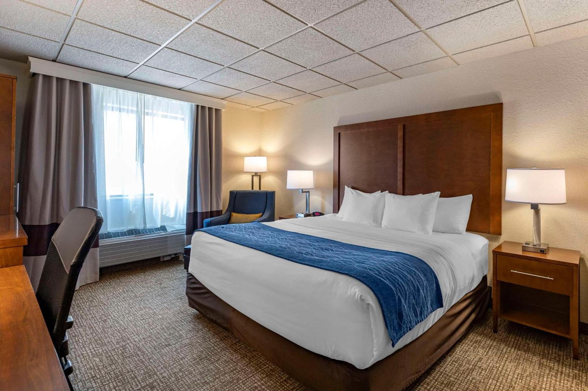 שלבי Comfort Inn & Suites Gateway To Glacier National Park מראה חיצוני תמונה