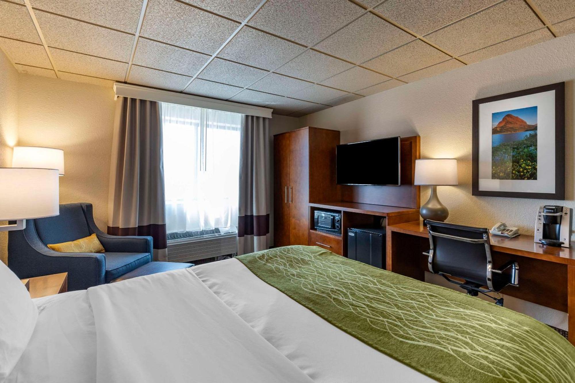 שלבי Comfort Inn & Suites Gateway To Glacier National Park מראה חיצוני תמונה